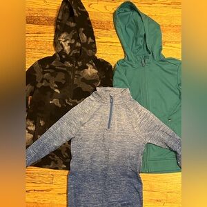 Bundle of All in Motion tops, size S (6-7)